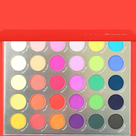 New 30 Colors Eyeshadow Palette "Mind Trap" by Kara Beauty - Picture 2 of 5